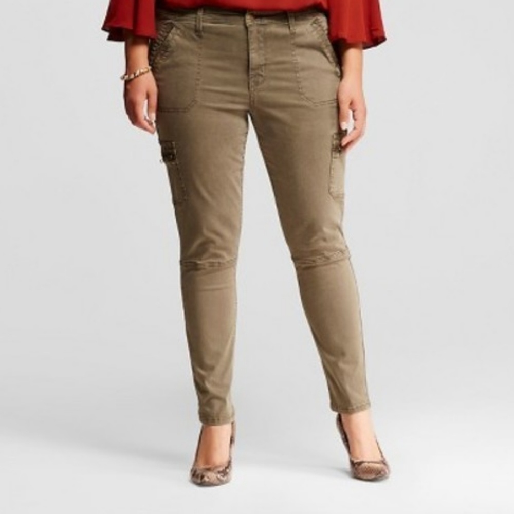 FINAL SALE Ava & Viv Plus Cargo Jegging